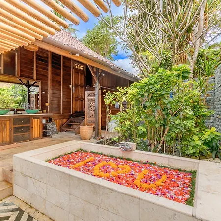 Secret Moon Beach House